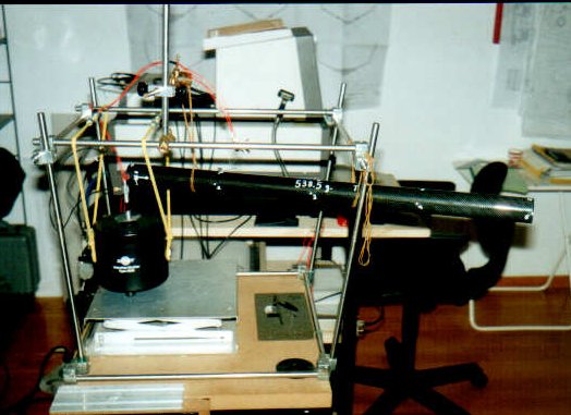 laboratorio analisi modale: tubo in carbonio